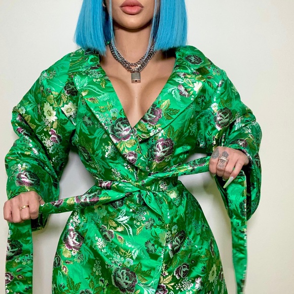 The vibes - Picture 1 of 1